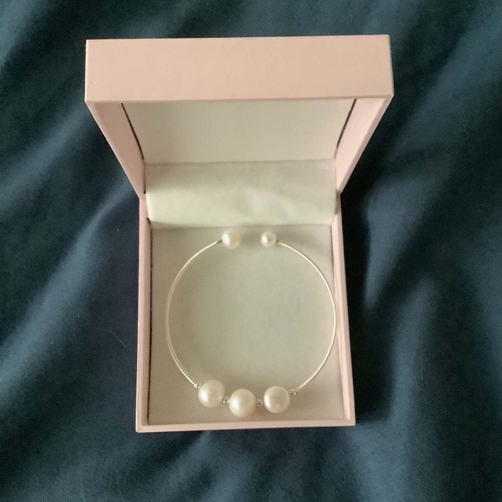 Pearl Bracelet